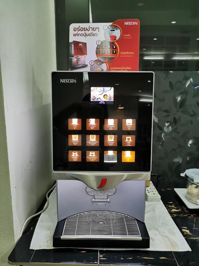 Morakot Twin Chumphon Hotel Exterior foto