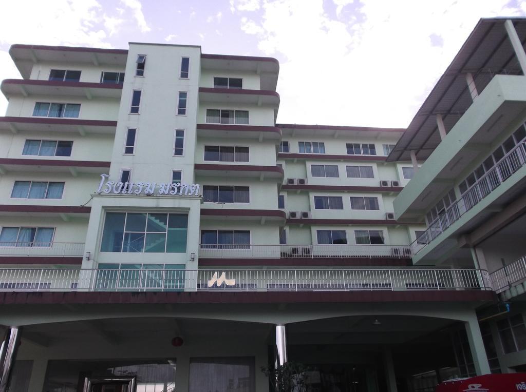 Morakot Twin Chumphon Hotel Exterior foto