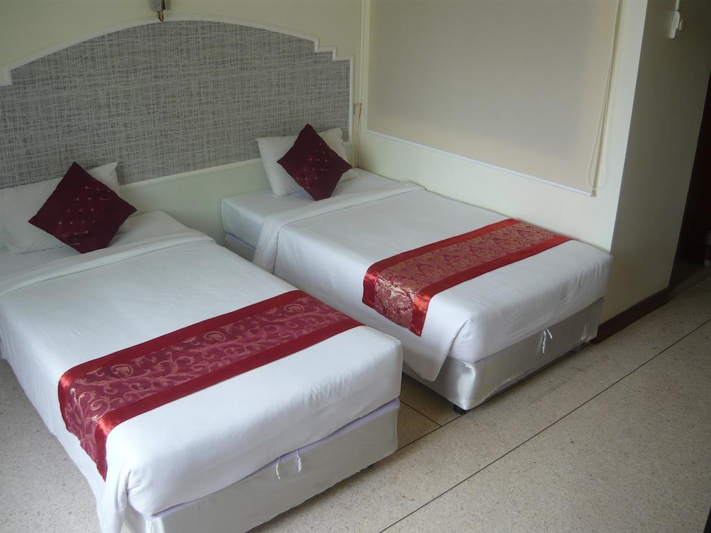 Morakot Twin Chumphon Hotel Cameră foto